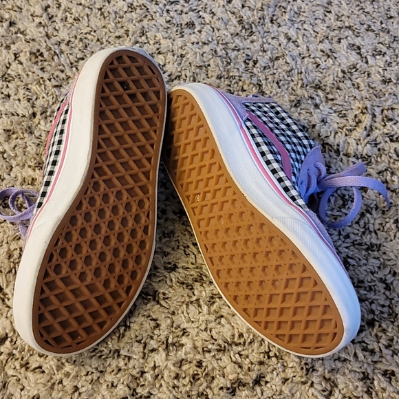 Kid Van's high tops - Picture 4 of 4